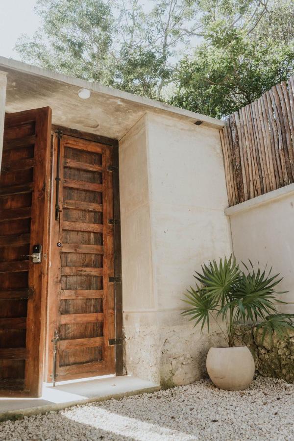 Casa Chimi Tulum Bed and Breakfast Exterior foto