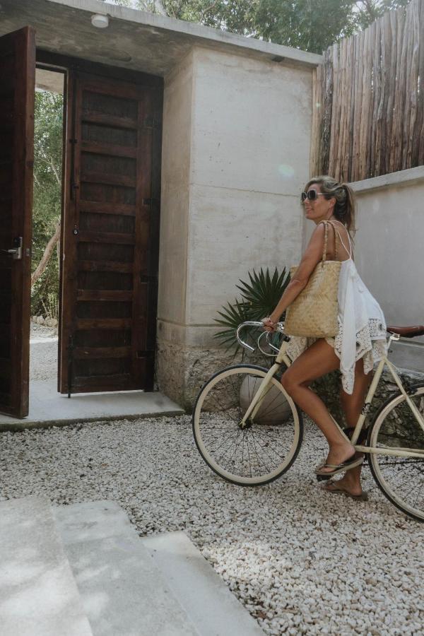 Casa Chimi Tulum Bed and Breakfast Exterior foto